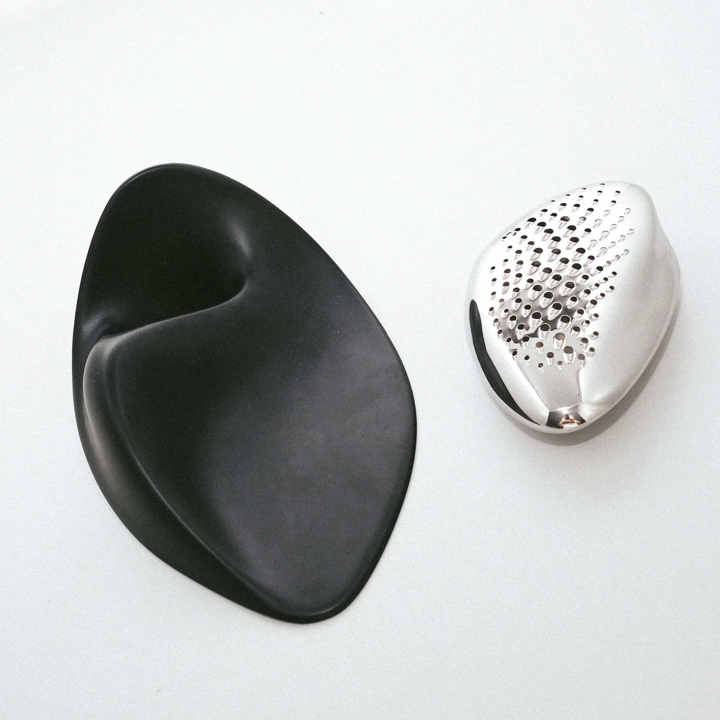 ALESSI E-LI-LI VASE - Archives Design | Leather Art | Leather Home